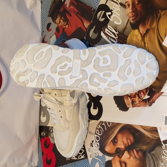 Luxury sneakers - Picture 6 of 10